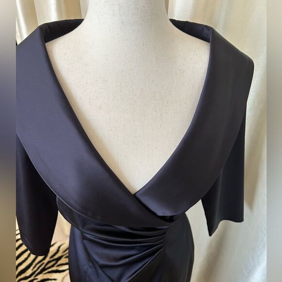 Kay Unger Portrait Black Satin V-Neck Shawl Collared Sheath Evening Dress Size 4 - Picture 9 of 15
